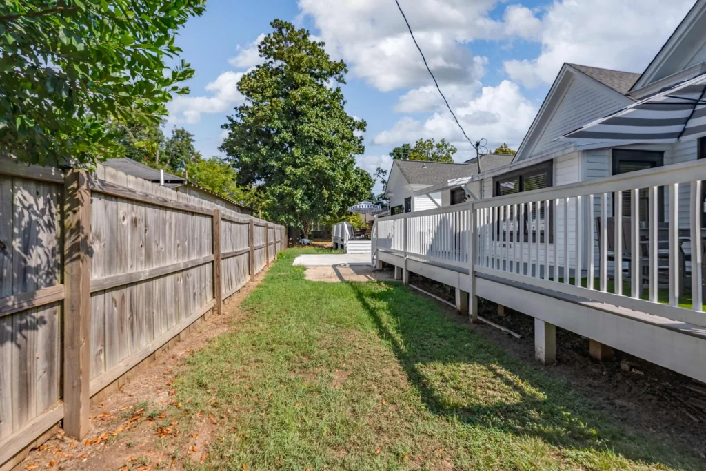 elephant-in-the-room-01