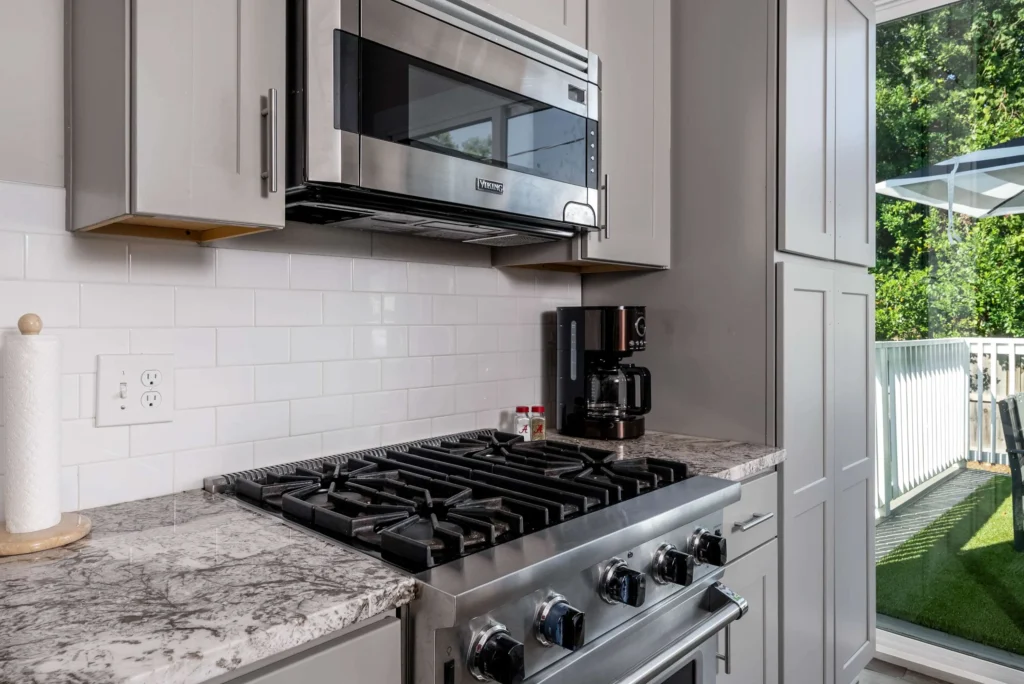 elephant-in-the-room-04