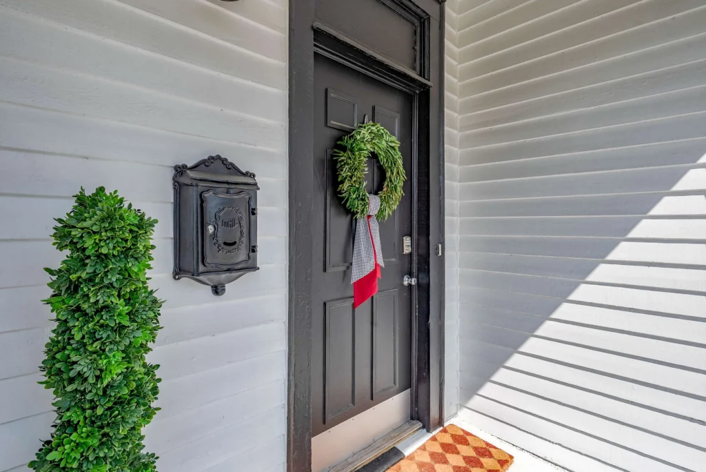 elephant-in-the-room-05