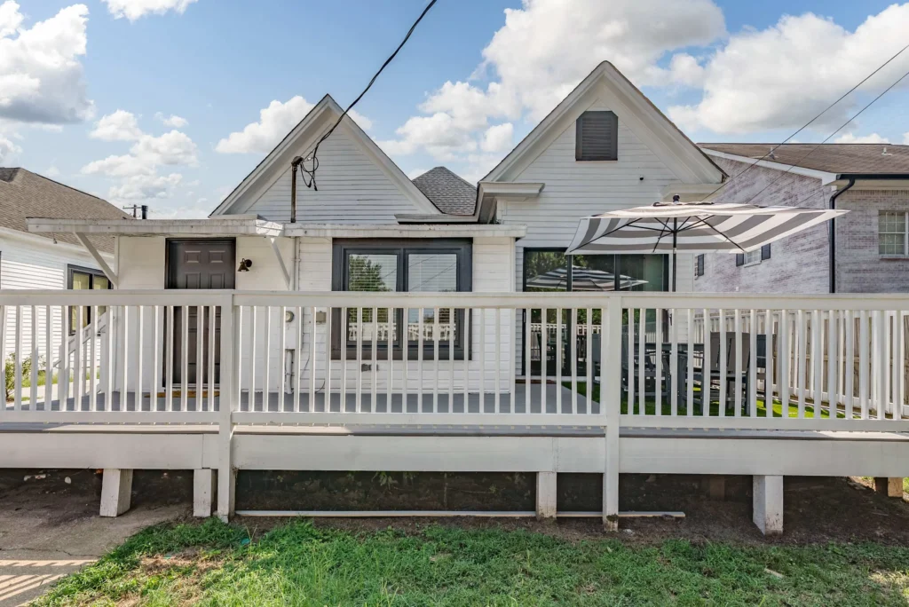 elephant-in-the-room-21