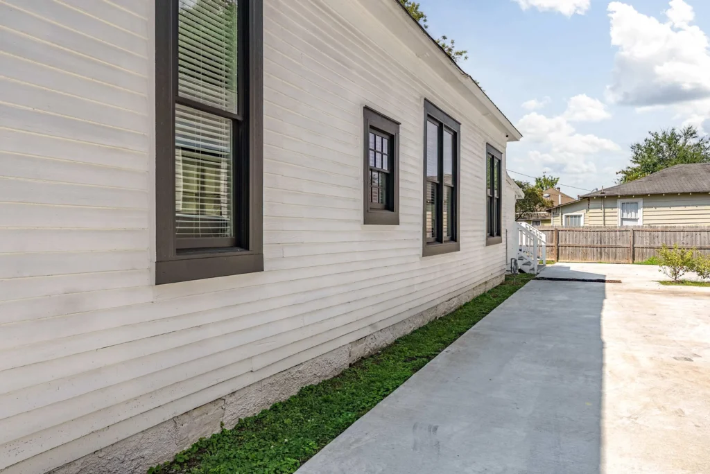 elephant-in-the-room-46