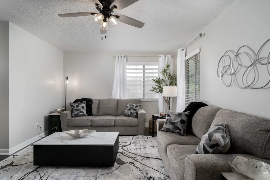 grand-lakes-condo-005