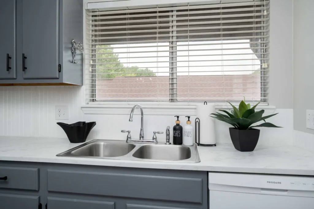 grand-lakes-condo-012