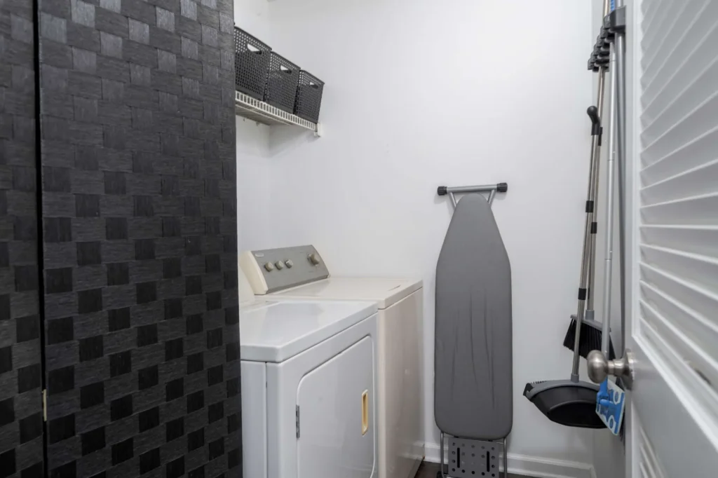 grand-lakes-condo-013