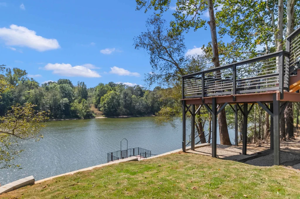 river-house-at-pecan-orchard-001