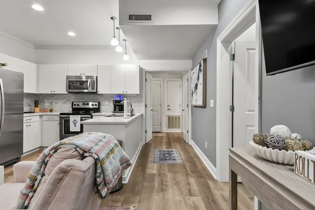hi-tide-condo-14