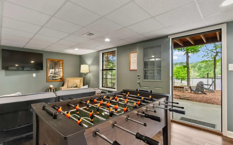 grandview-lakeside-retreat-booktapaway-005