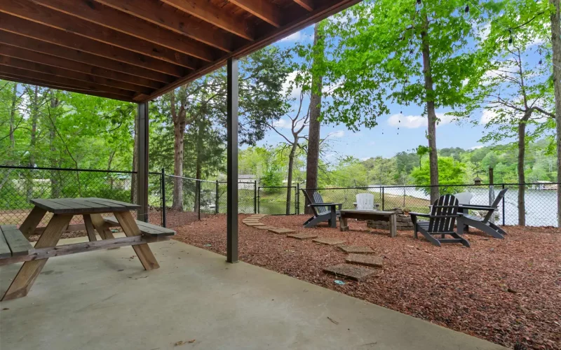 grandview-lakeside-retreat-booktapaway-016