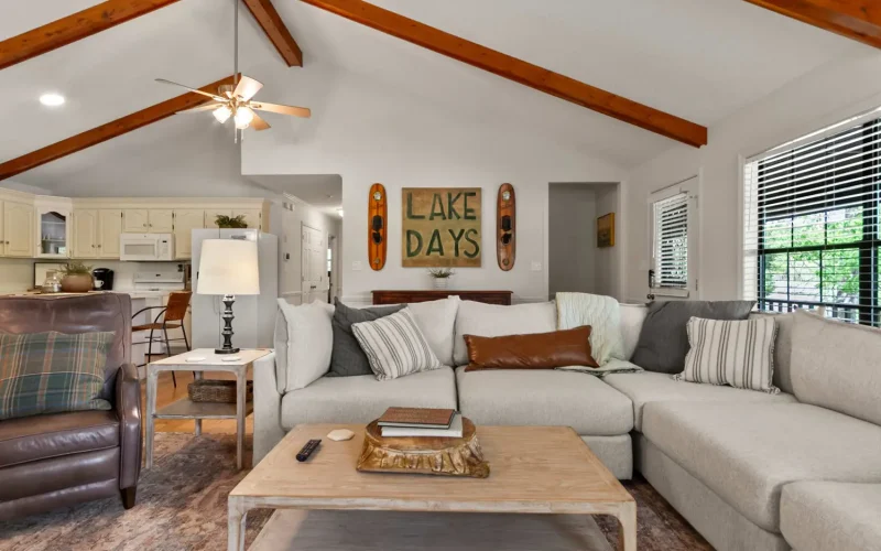 grandview-lakeside-retreat-booktapaway-042