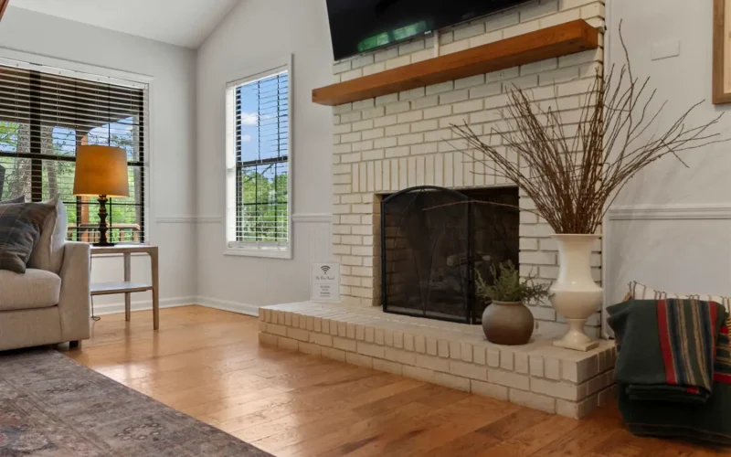 grandview-lakeside-retreat-booktapaway-045